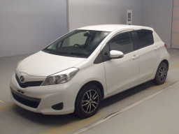 2013 Toyota Vitz