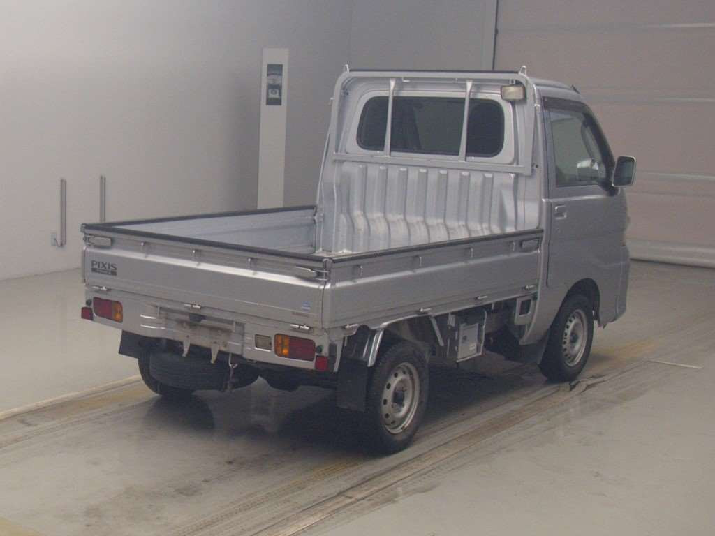 2013 Toyota Pixis Truck S211U[1]