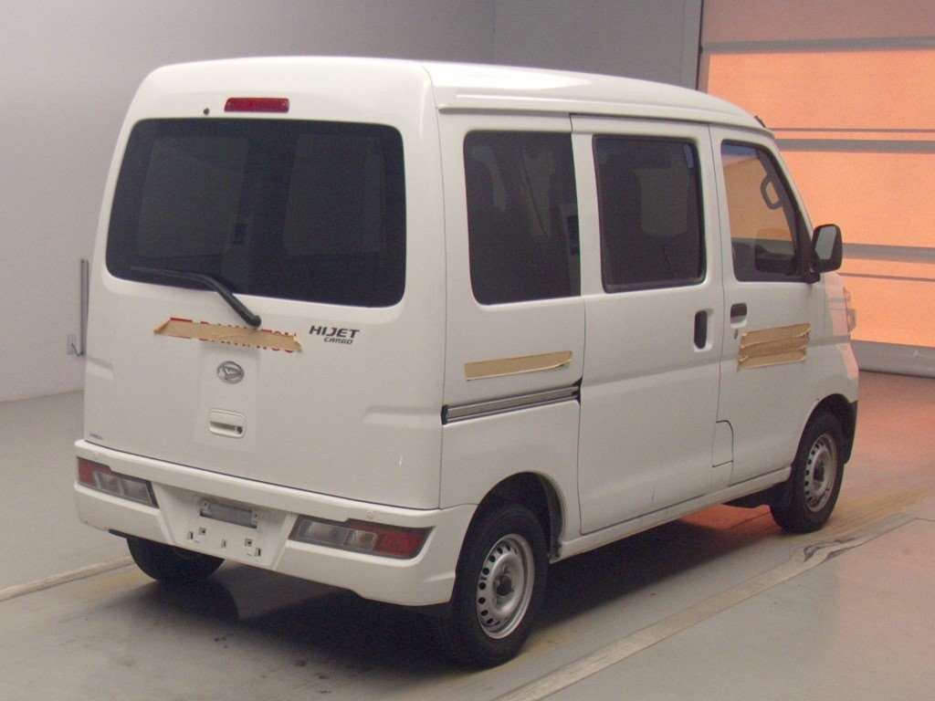 2020 Daihatsu Hijet Cargo S321V[1]