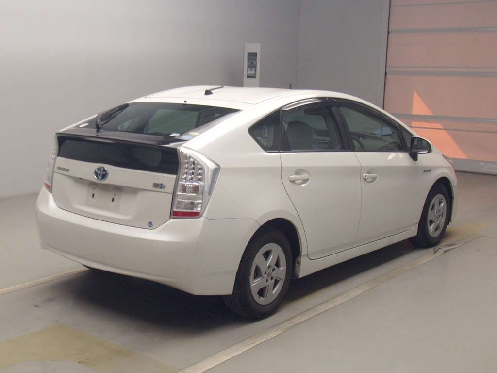 2009 Toyota Prius ZVW30[1]