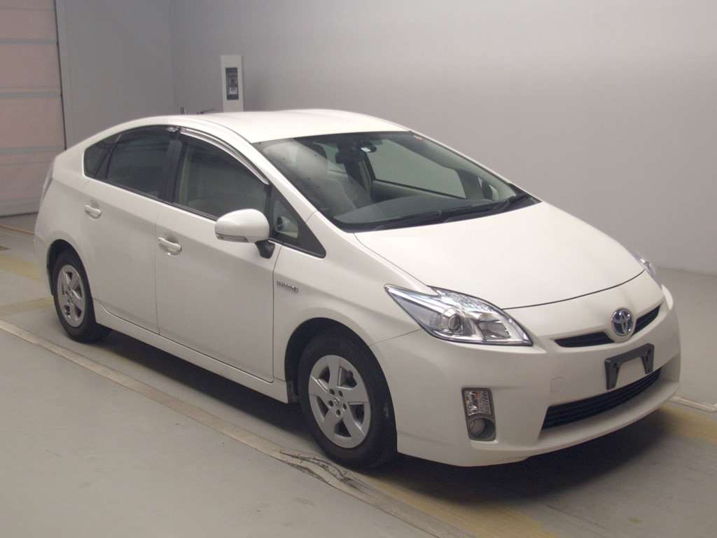 2009 Toyota Prius ZVW30[2]