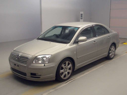 2004 Toyota Avensis