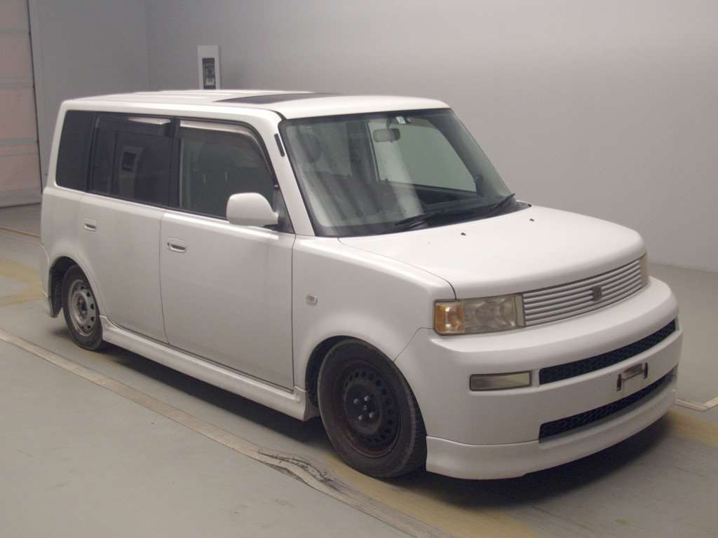 2005 Toyota bB NCP31[2]