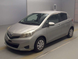 2011 Toyota Vitz