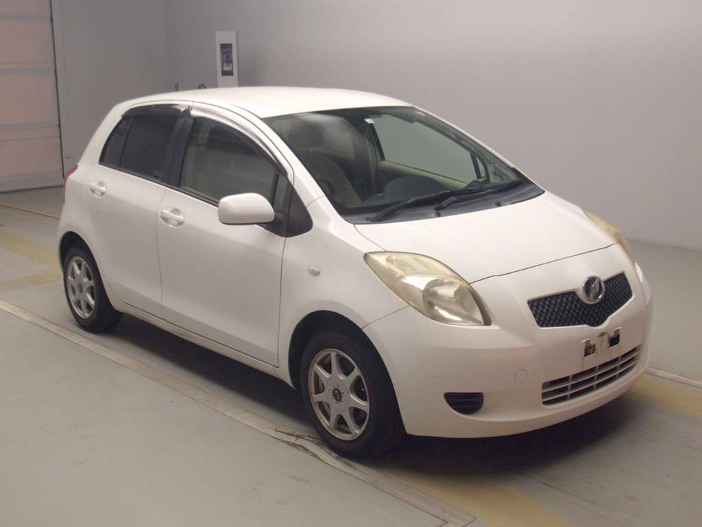 2006 Toyota Vitz SCP90[2]