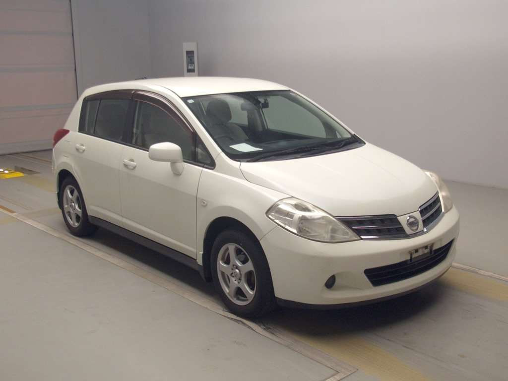 2008 Nissan Tiida C11[2]