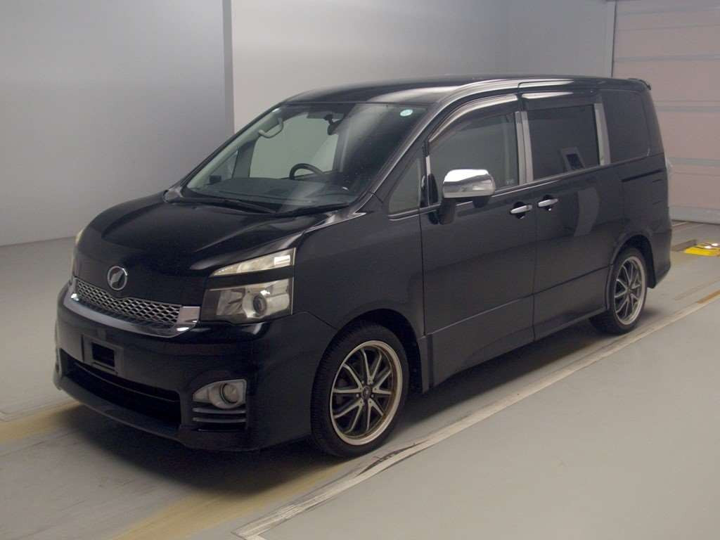 2011 Toyota Voxy ZRR70W[0]