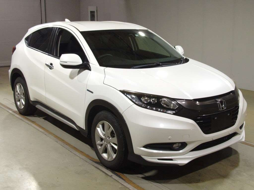 2015 Honda VEZEL RU3[2]