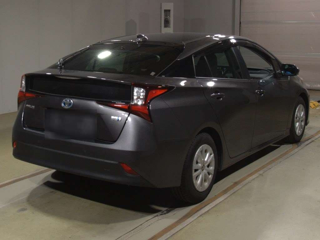 2021 Toyota Prius ZVW51[1]