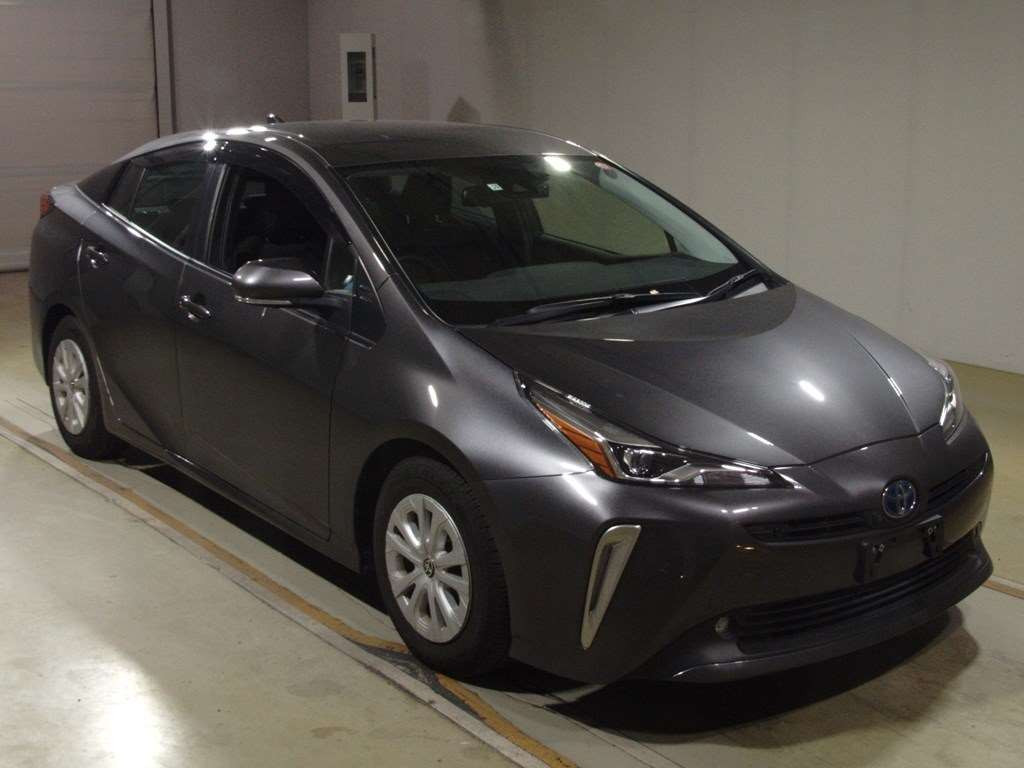 2021 Toyota Prius ZVW51[2]