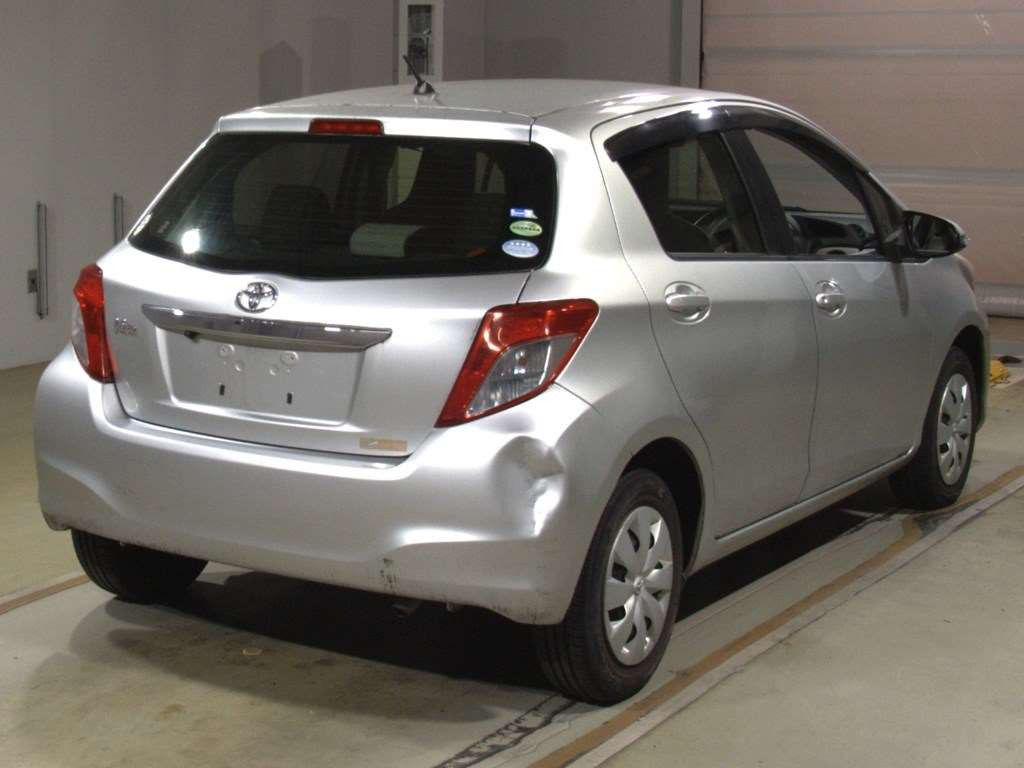 2014 Toyota Vitz KSP130[1]