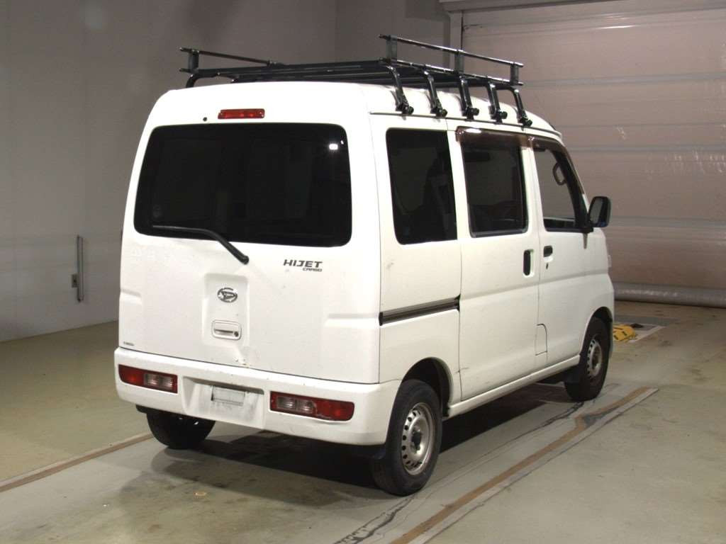 2015 Daihatsu Hijet Cargo S321V[1]