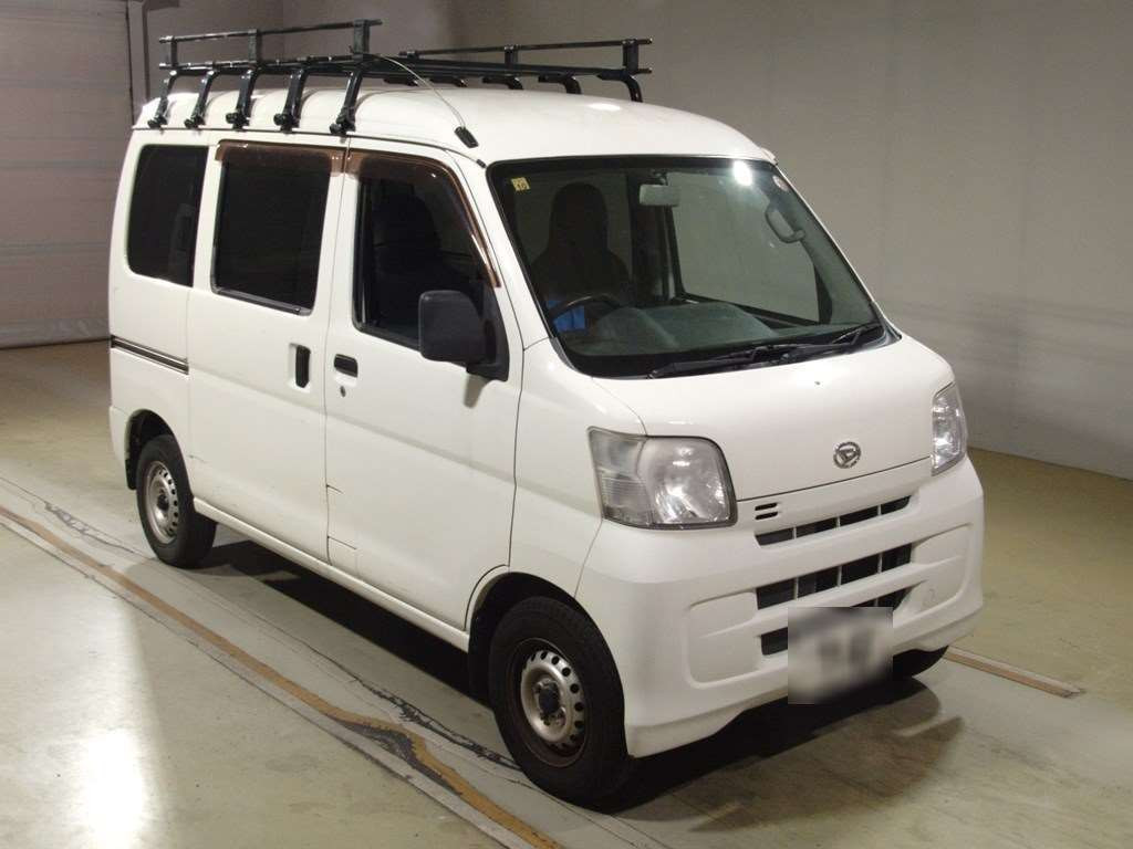 2015 Daihatsu Hijet Cargo S321V[2]