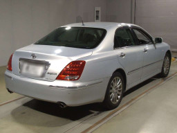 2005 Toyota Crown Majesta