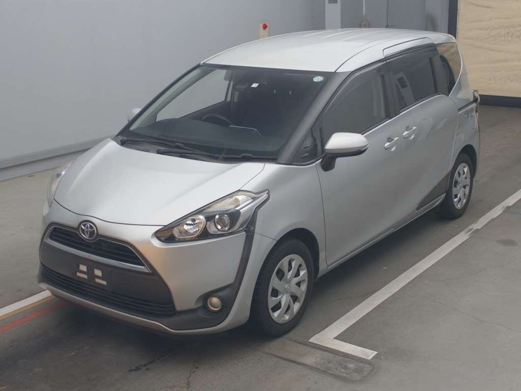 2016 Toyota Sienta NSP170G[0]