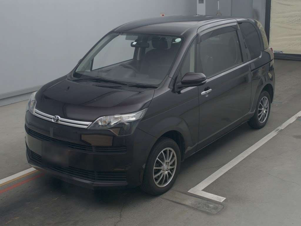 2016 Toyota Spade NCP145[0]