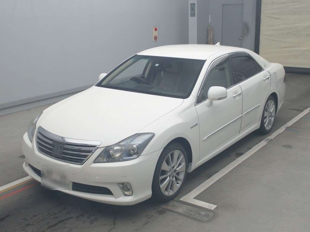 2011 Toyota Crown Hybrid GWS204[0]