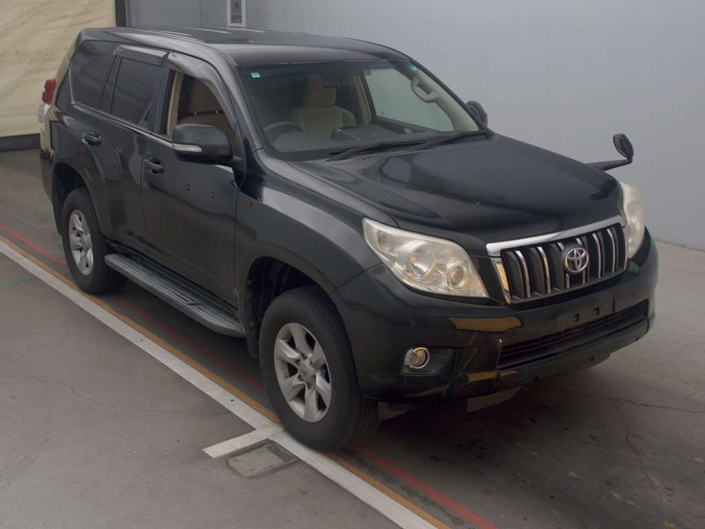 2011 Toyota Land Cruiser Prado TRJ150W[2]