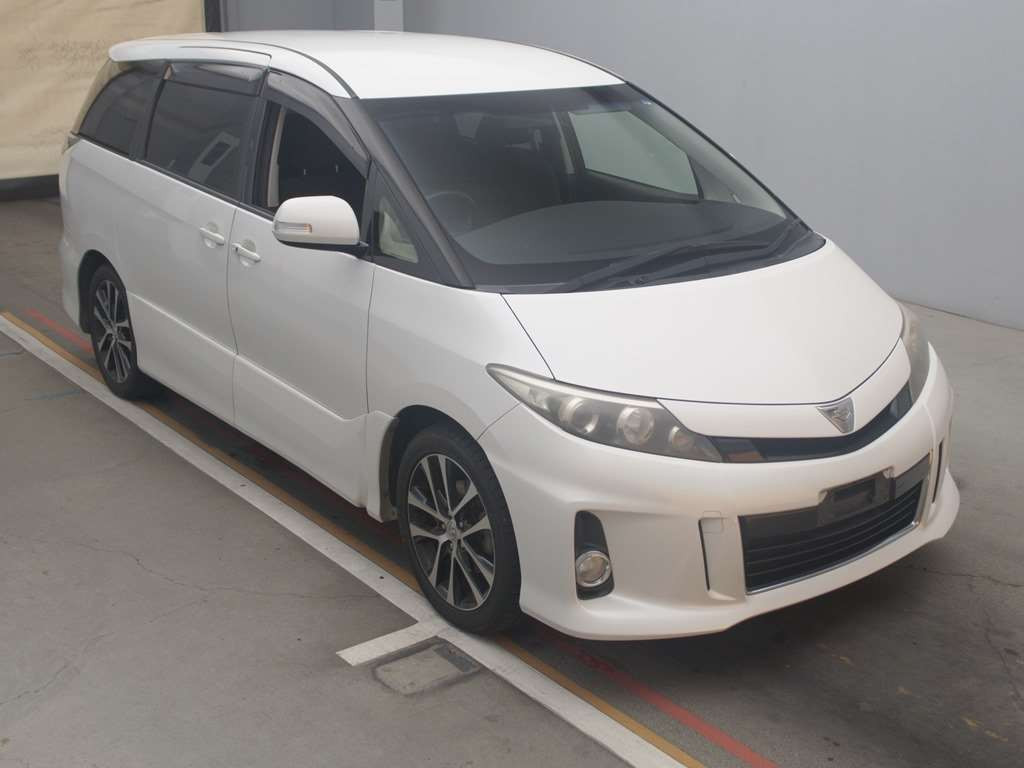 2013 Toyota Estima ACR50W[2]