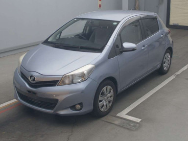 2011 Toyota Vitz