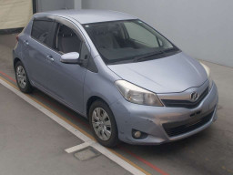 2011 Toyota Vitz