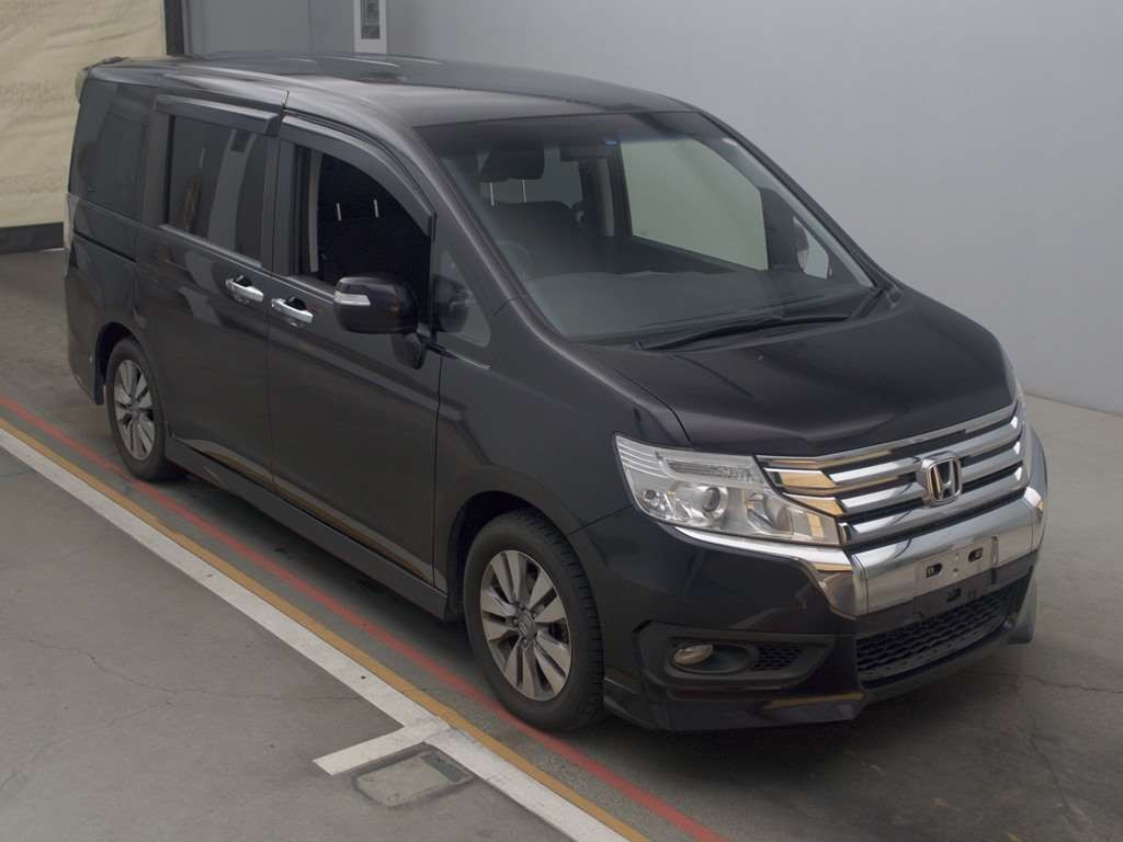 2012 Honda Step WGN Spada RK5[2]