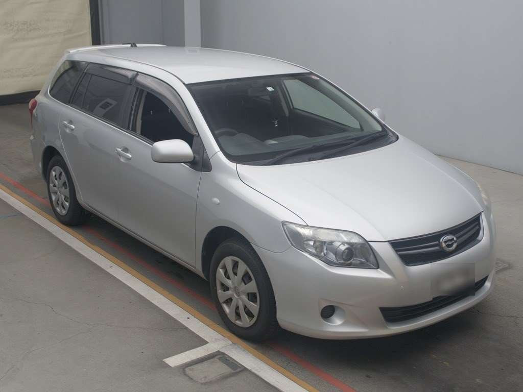 2010 Toyota Corolla Fielder NZE141G[2]