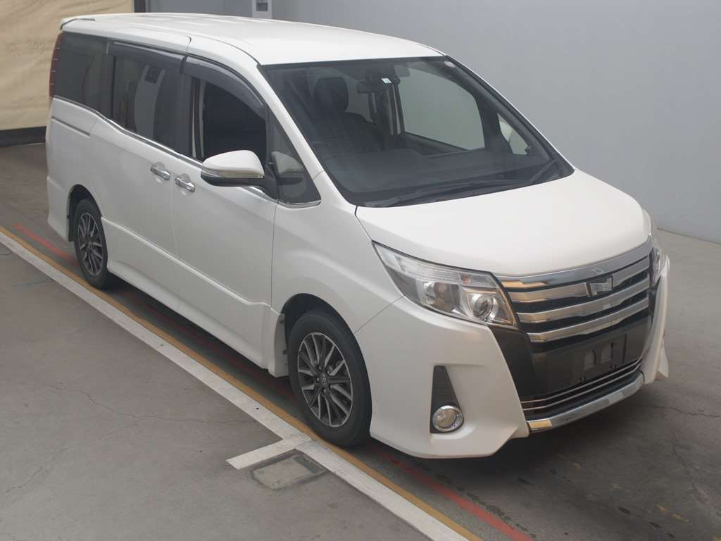 2014 Toyota Noah ZRR80W[2]