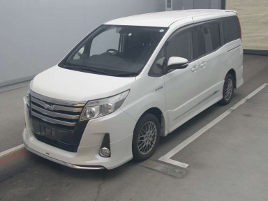 2016 Toyota Noah