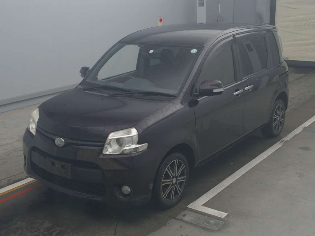 2012 Toyota Sienta NCP81G[0]