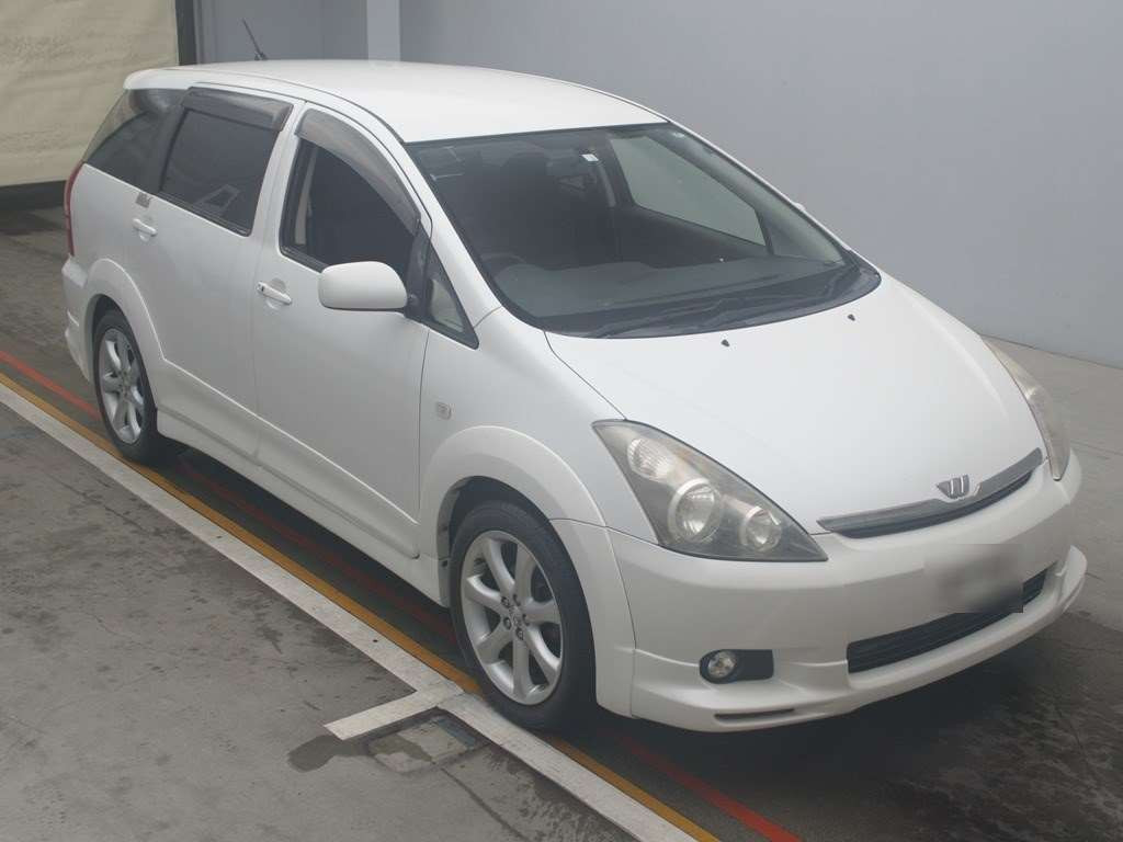 2004 Toyota Wish ANE11W[2]