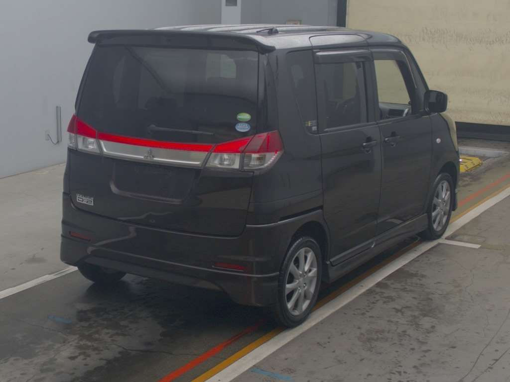 2012 Mitsubishi Delica D2 MB15S[1]