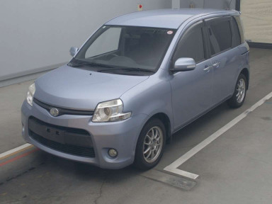 2012 Toyota Sienta