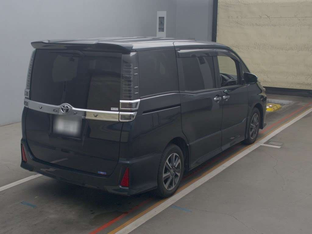 2020 Toyota Voxy ZRR80W[1]