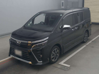 2021 Toyota Voxy