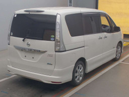 2013 Nissan Serena