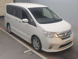 2013 Nissan Serena