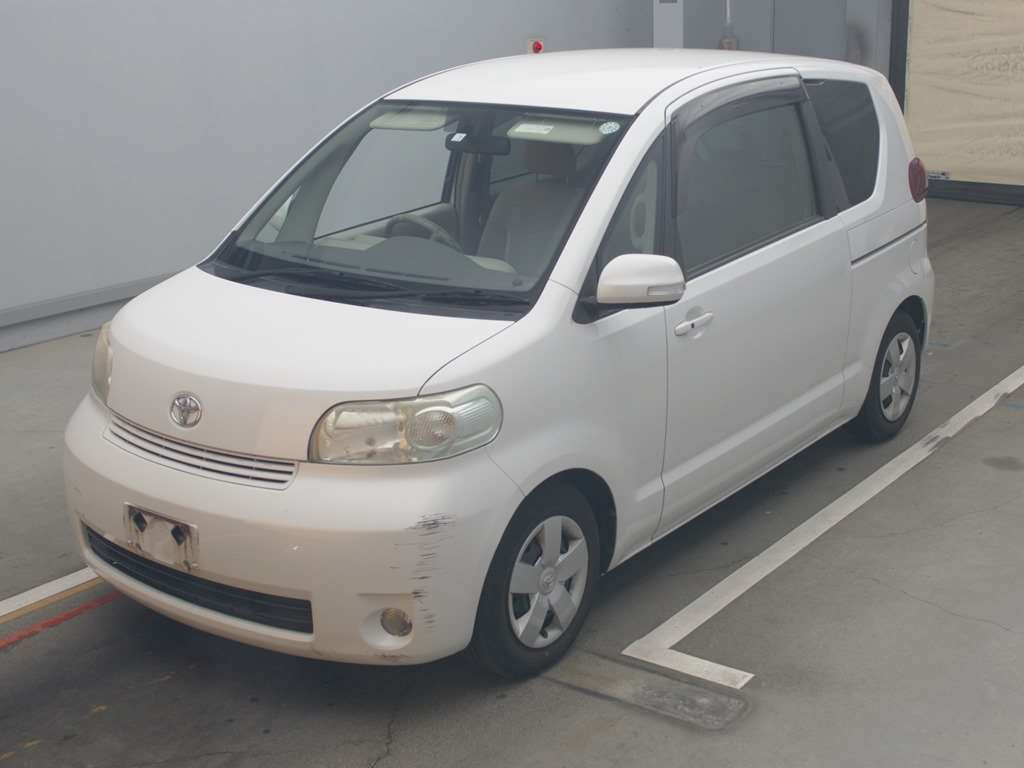 2010 Toyota Porte NNP11[0]