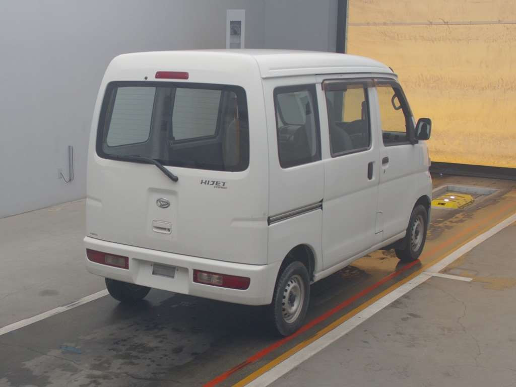 2014 Daihatsu Hijet Cargo S321V[1]