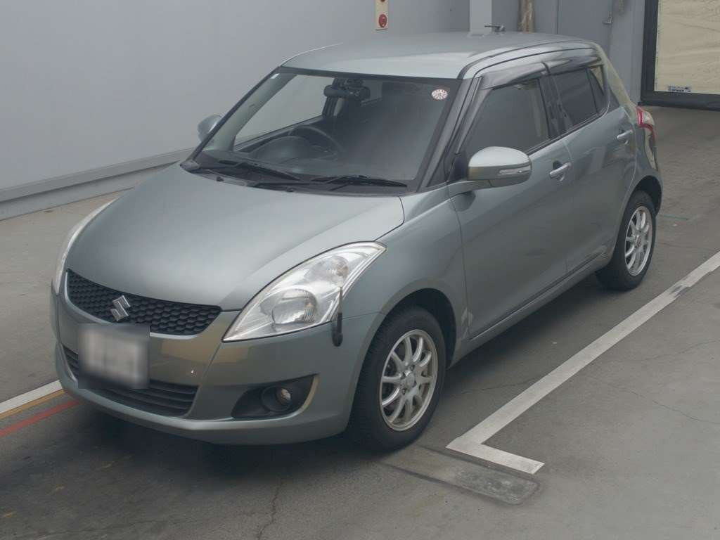 2012 Suzuki Swift ZD72S[0]