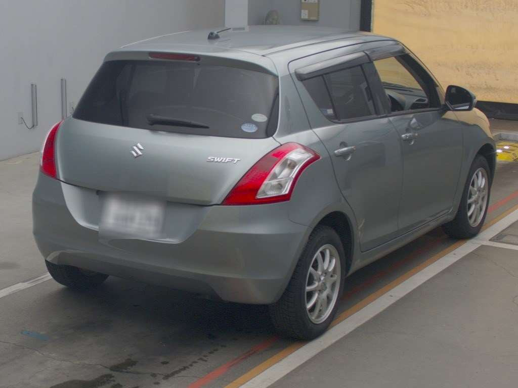 2012 Suzuki Swift ZD72S[1]