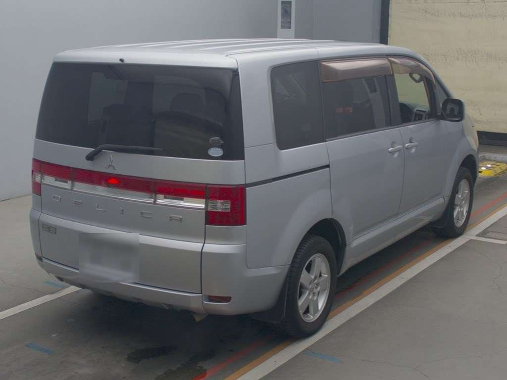 2007 Mitsubishi Delica D5 CV5W[1]