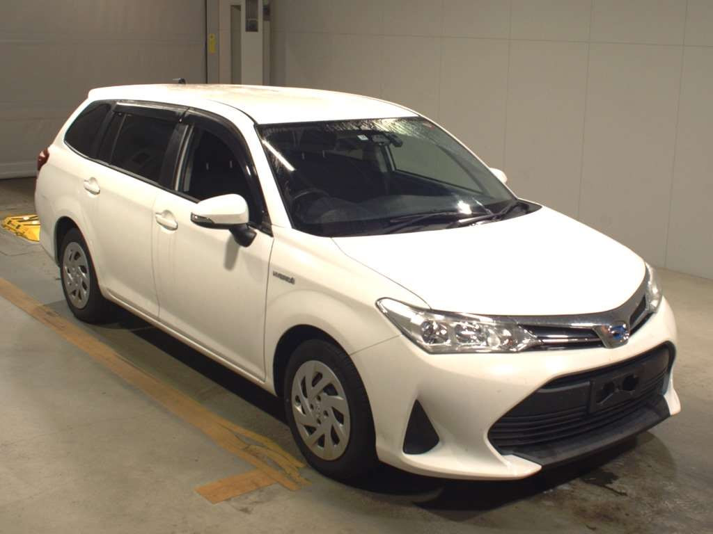 2019 Toyota Corolla Fielder NKE165G[2]