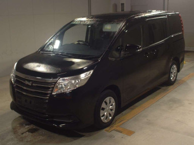 2015 Toyota Noah