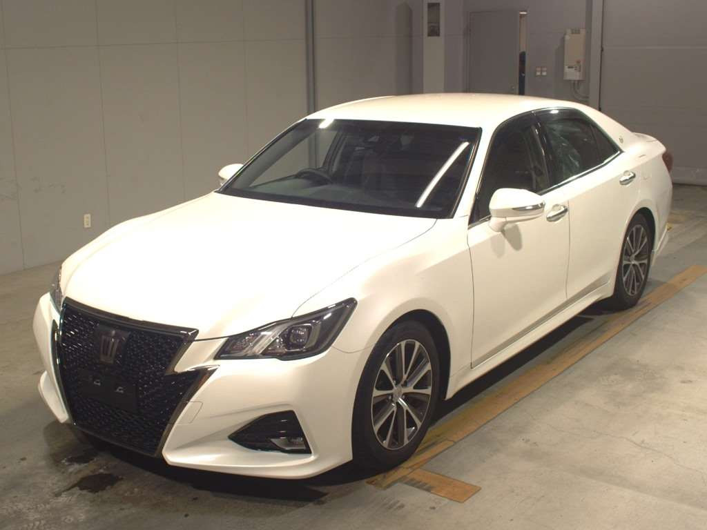 2017 Toyota Crown ARS210[0]