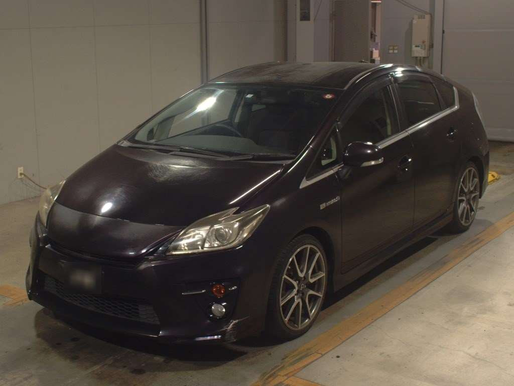 2013 Toyota Prius ZVW30[0]