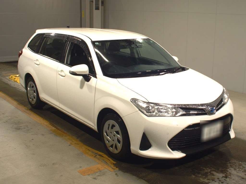 2021 Toyota Corolla Fielder NKE165G[2]