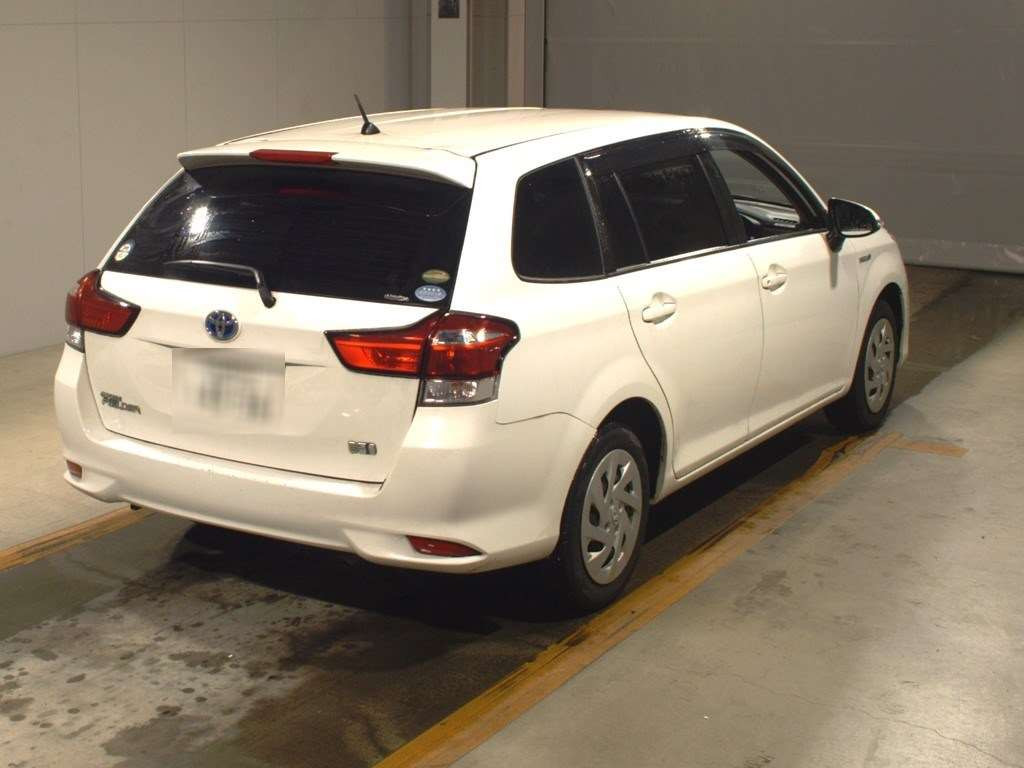 2019 Toyota Corolla Fielder NKE165G[1]