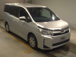 2019 Toyota Voxy