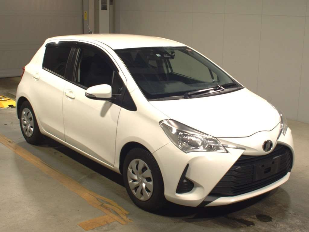 2019 Toyota Vitz NSP130[2]